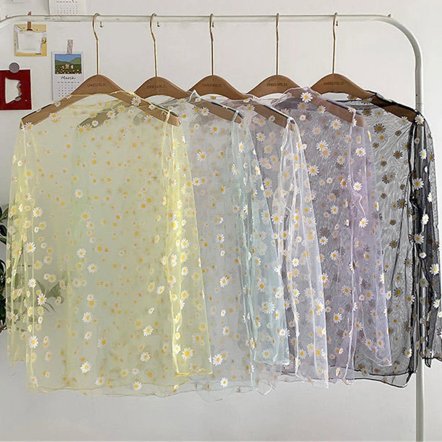 Lily Daisy Print Sheer Top - Montfash