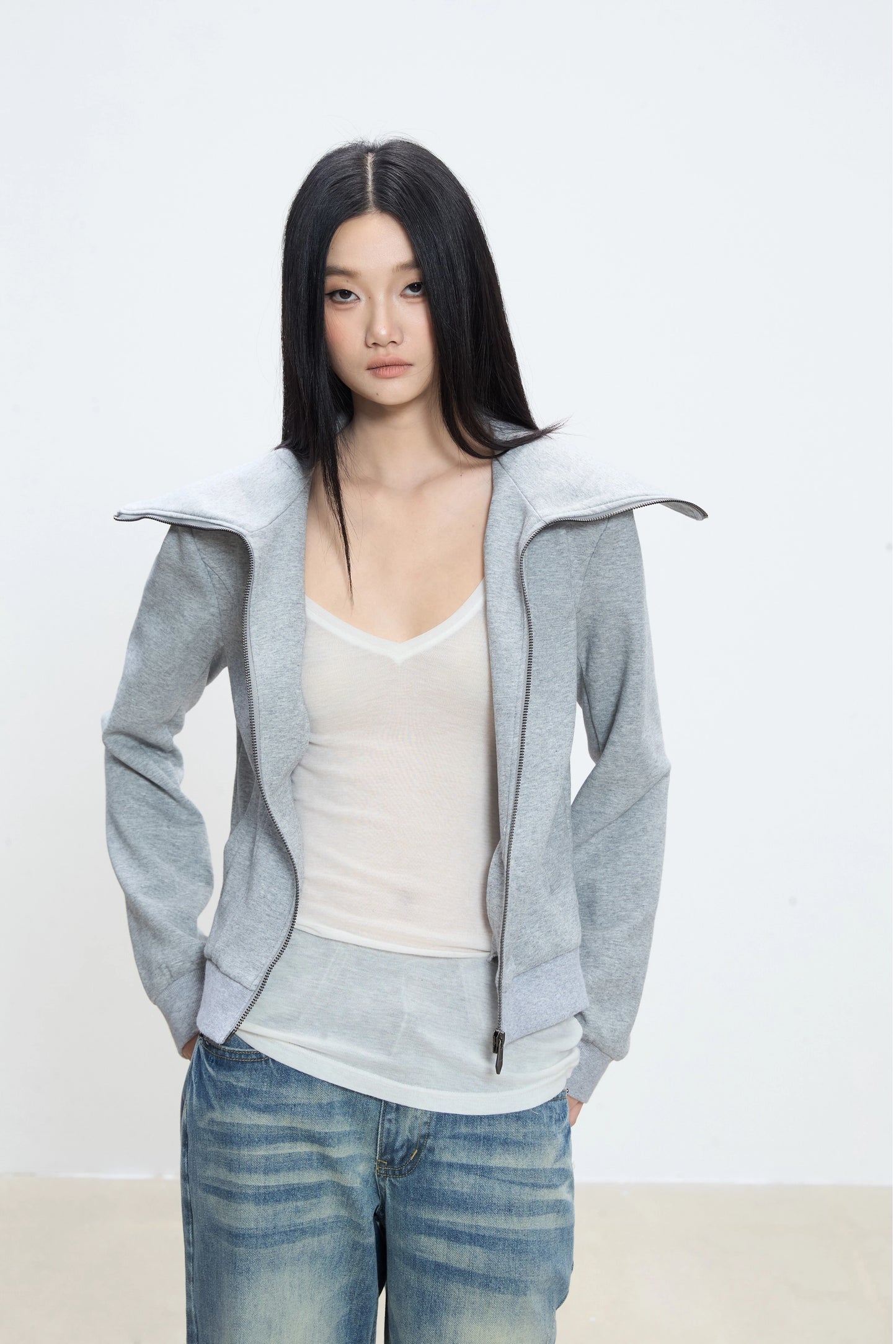Sora Zip Hoodie