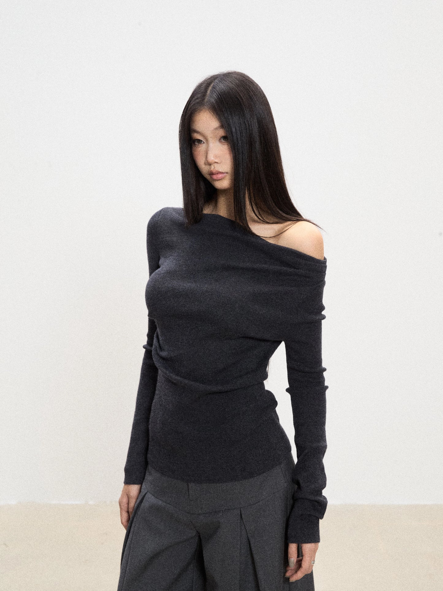 Elara Off-Shoulder Slim Knit Top