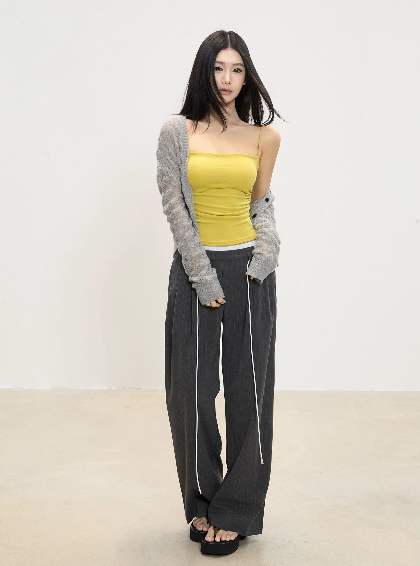 Vera Contrast Trim Wide-Leg Pants