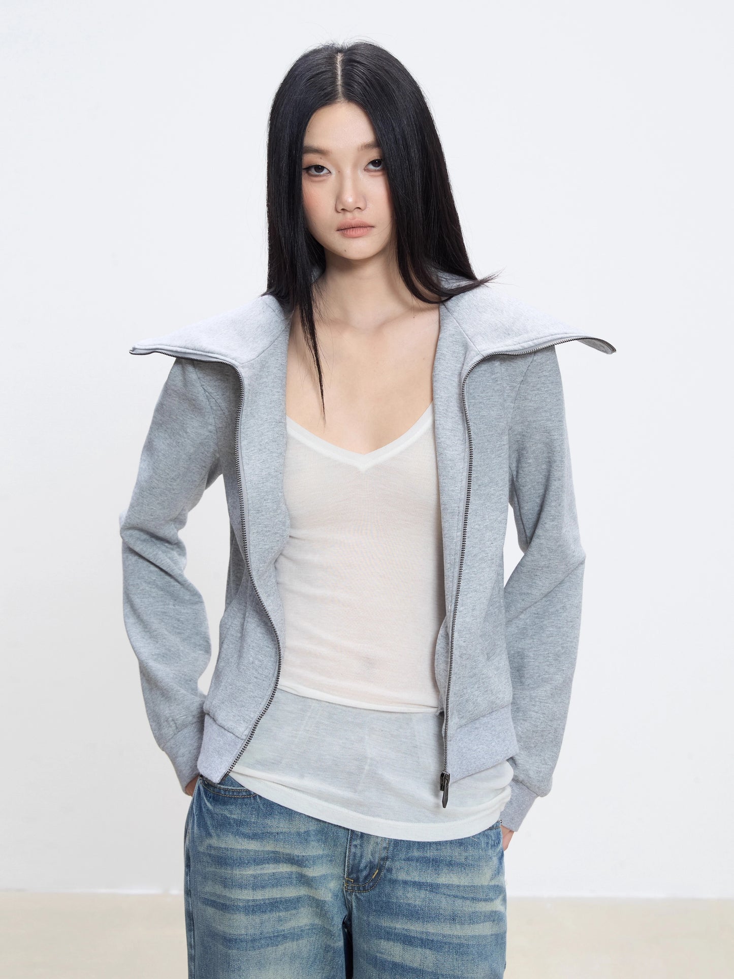 Sora Zip Hoodie