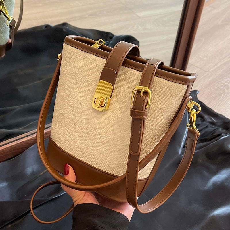 Layla Shoulder Bag