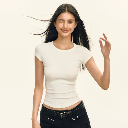 Leona Basic Slim T-Shirt