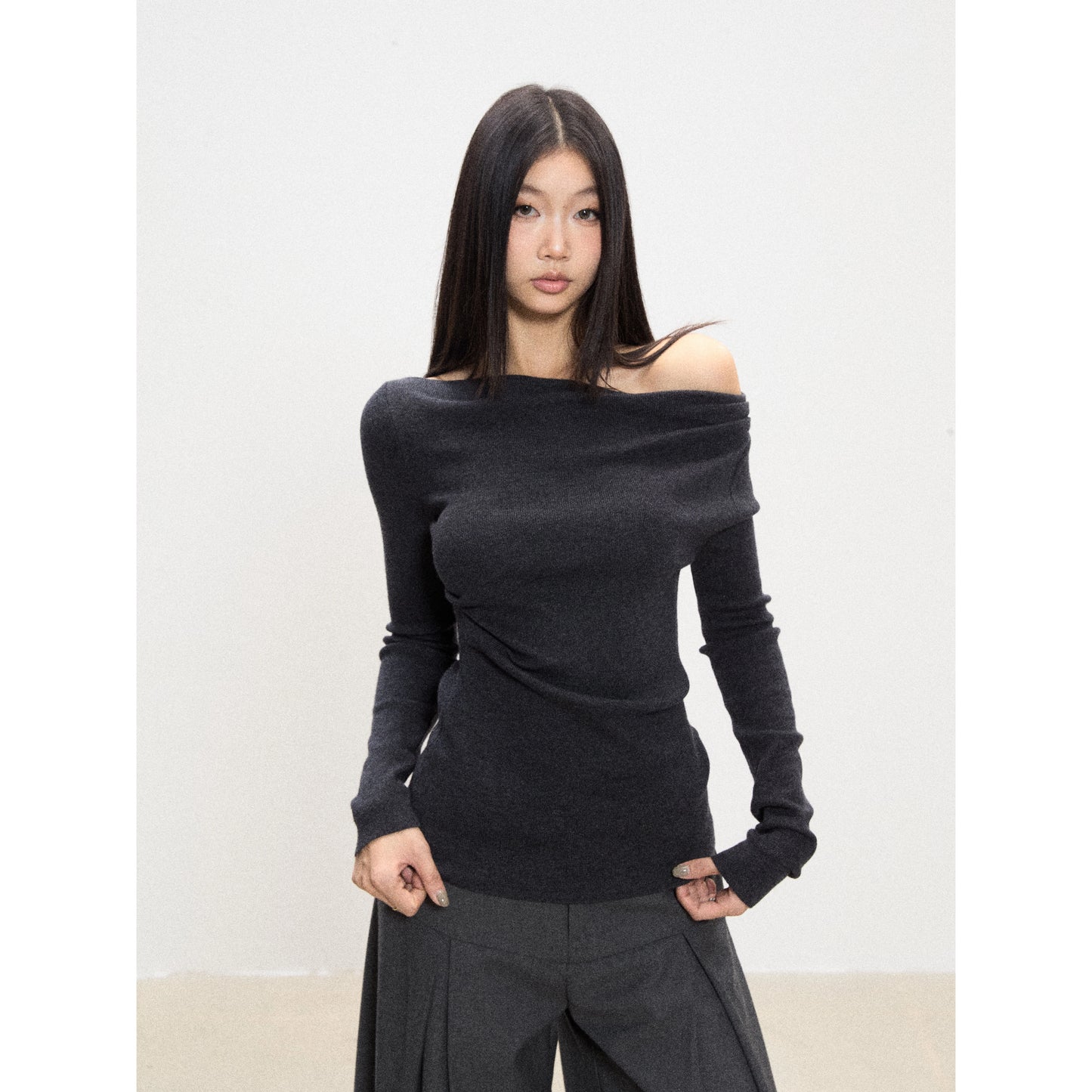 Elara Off-Shoulder Slim Knit Top