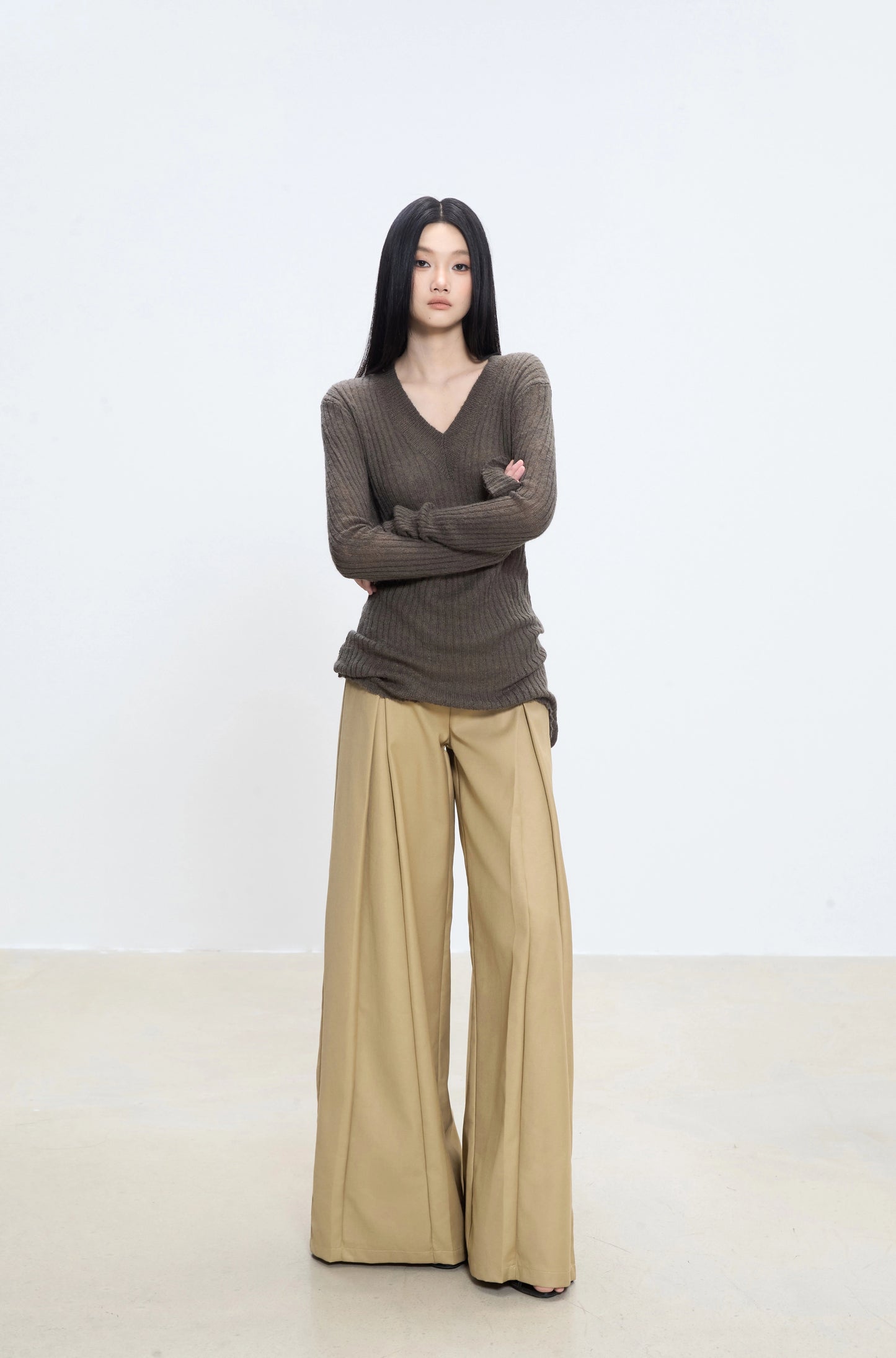 Noa V-Neck Textured Sweater