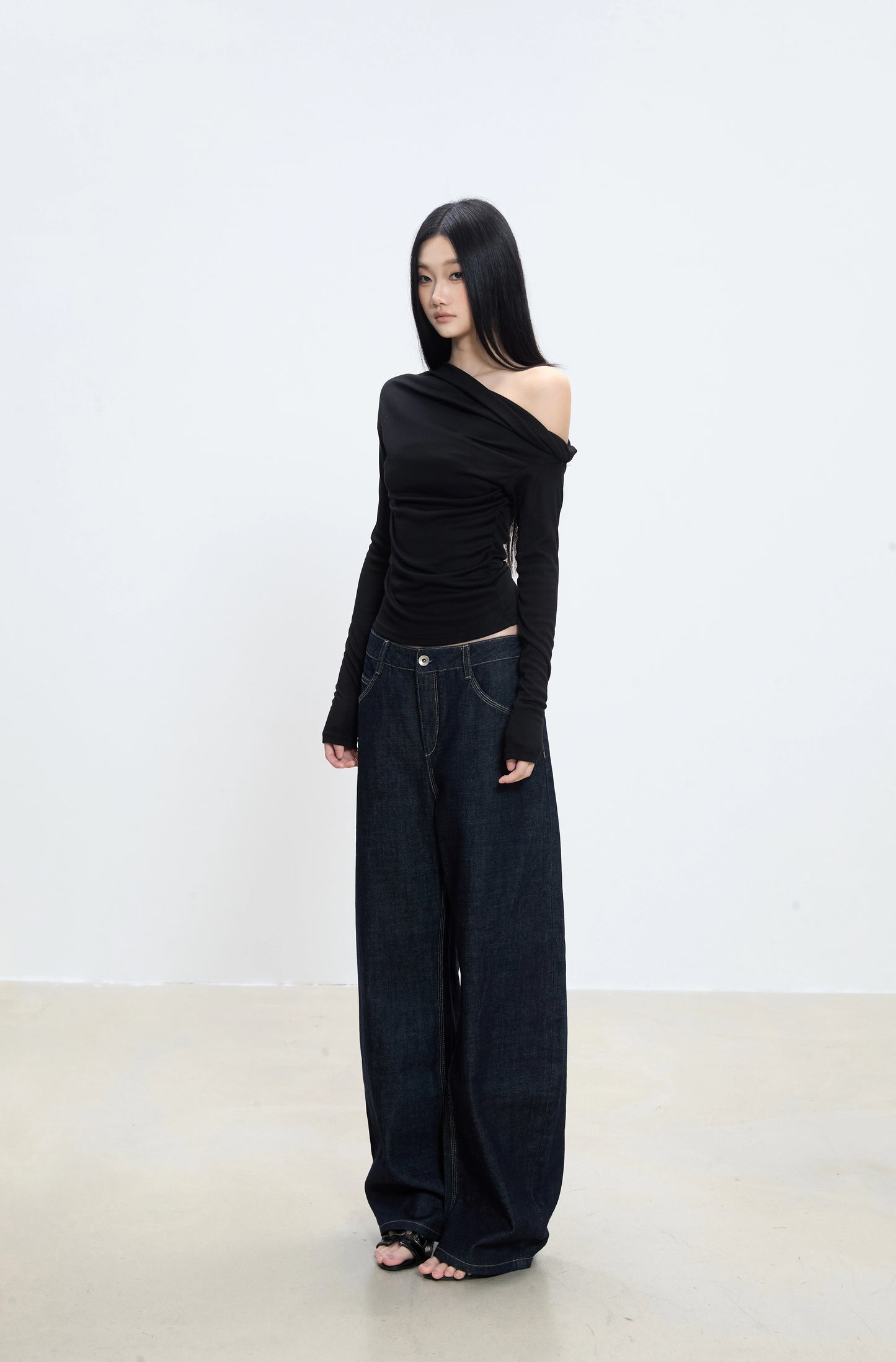 Rhea Wide-Leg Jeans