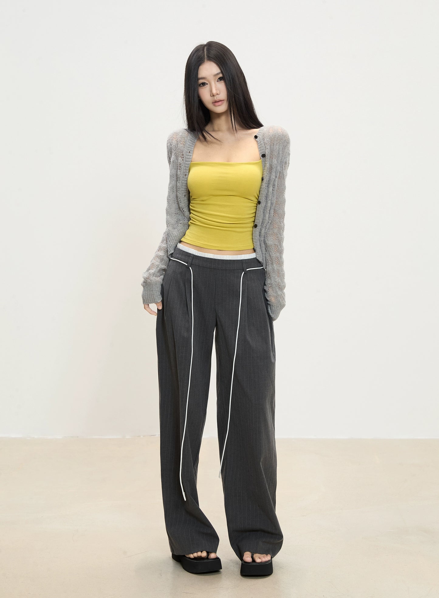 Vera Contrast Trim Wide-Leg Pants