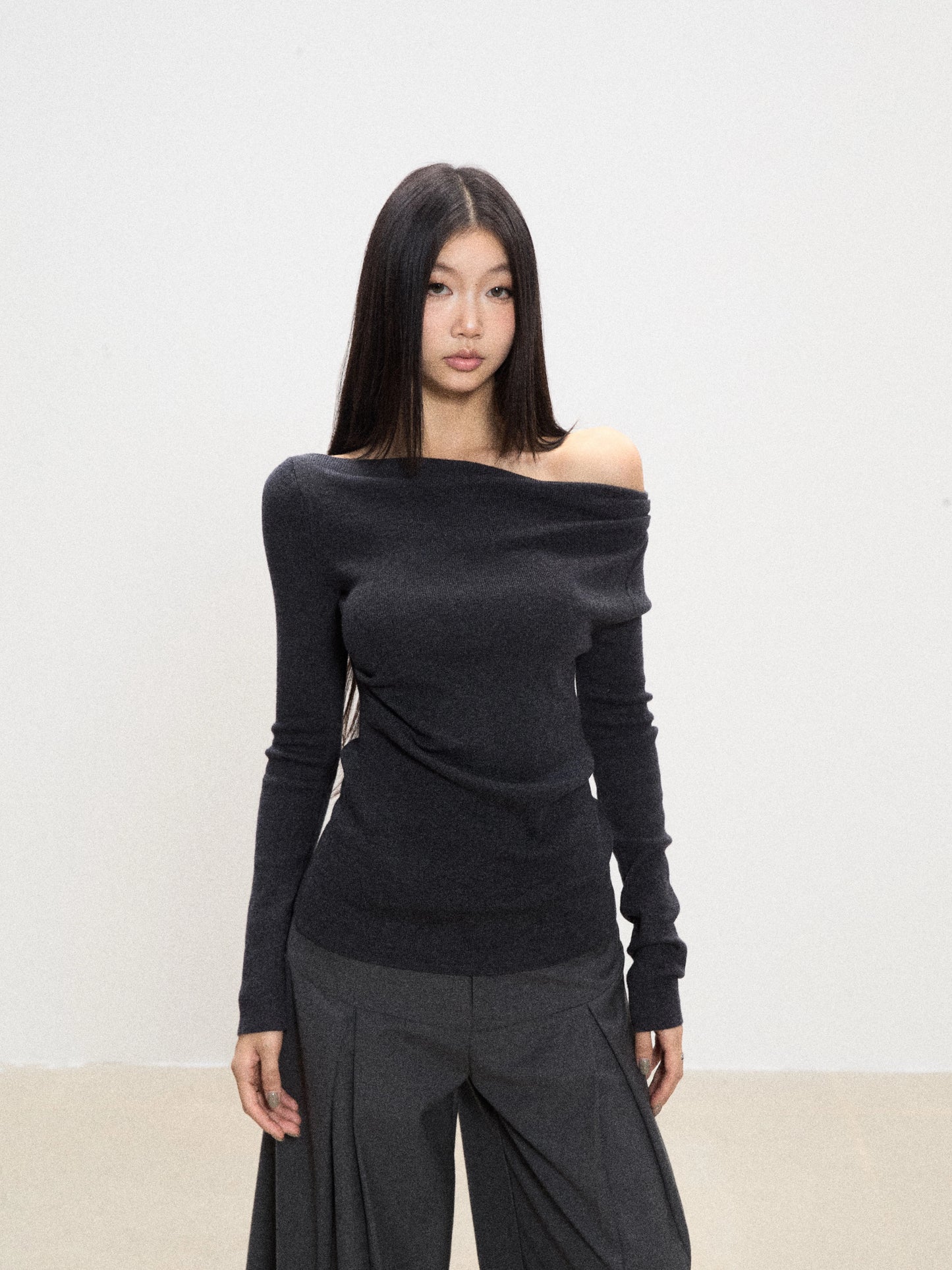 Elara Off-Shoulder Slim Knit Top