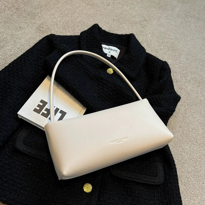 Isabella Baguette Bag