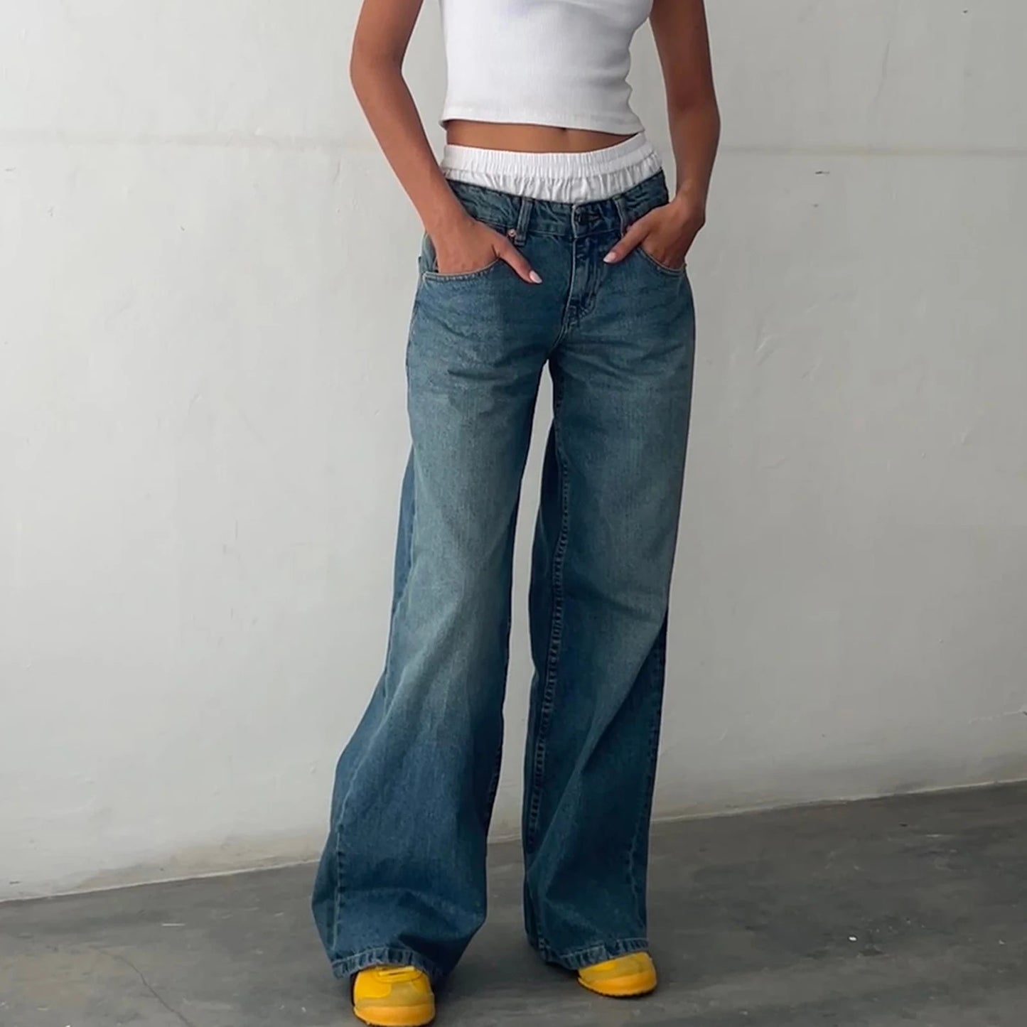 Emily Low Rise Baggy Jeans