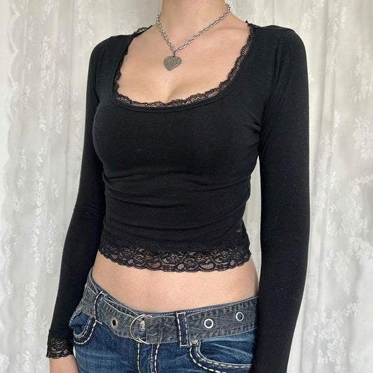 Mia’s Vintage Lace Crop Top - Montfash