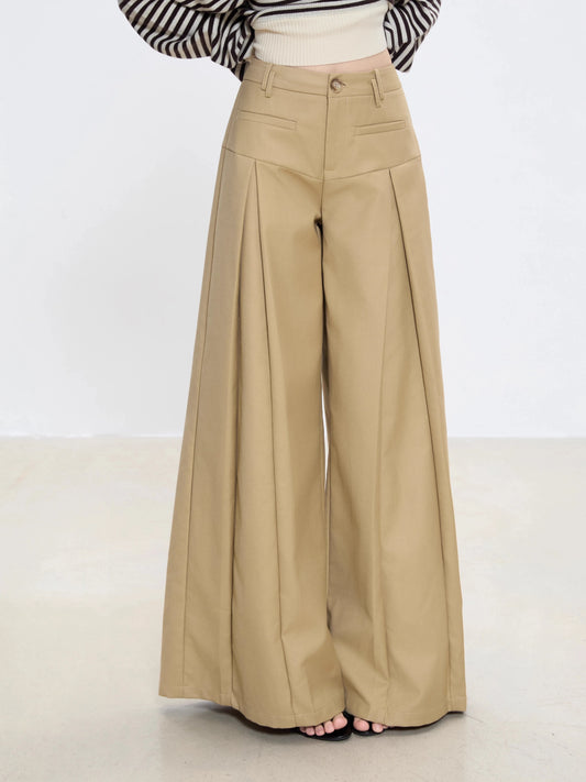 Cleo High-Waist Pleated Pants