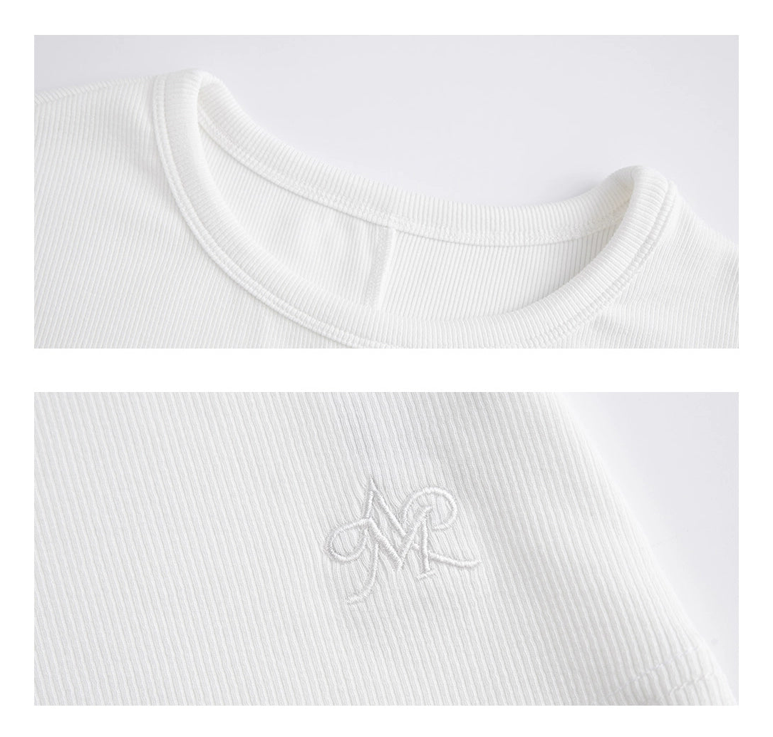 Leona Basic Slim T-Shirt