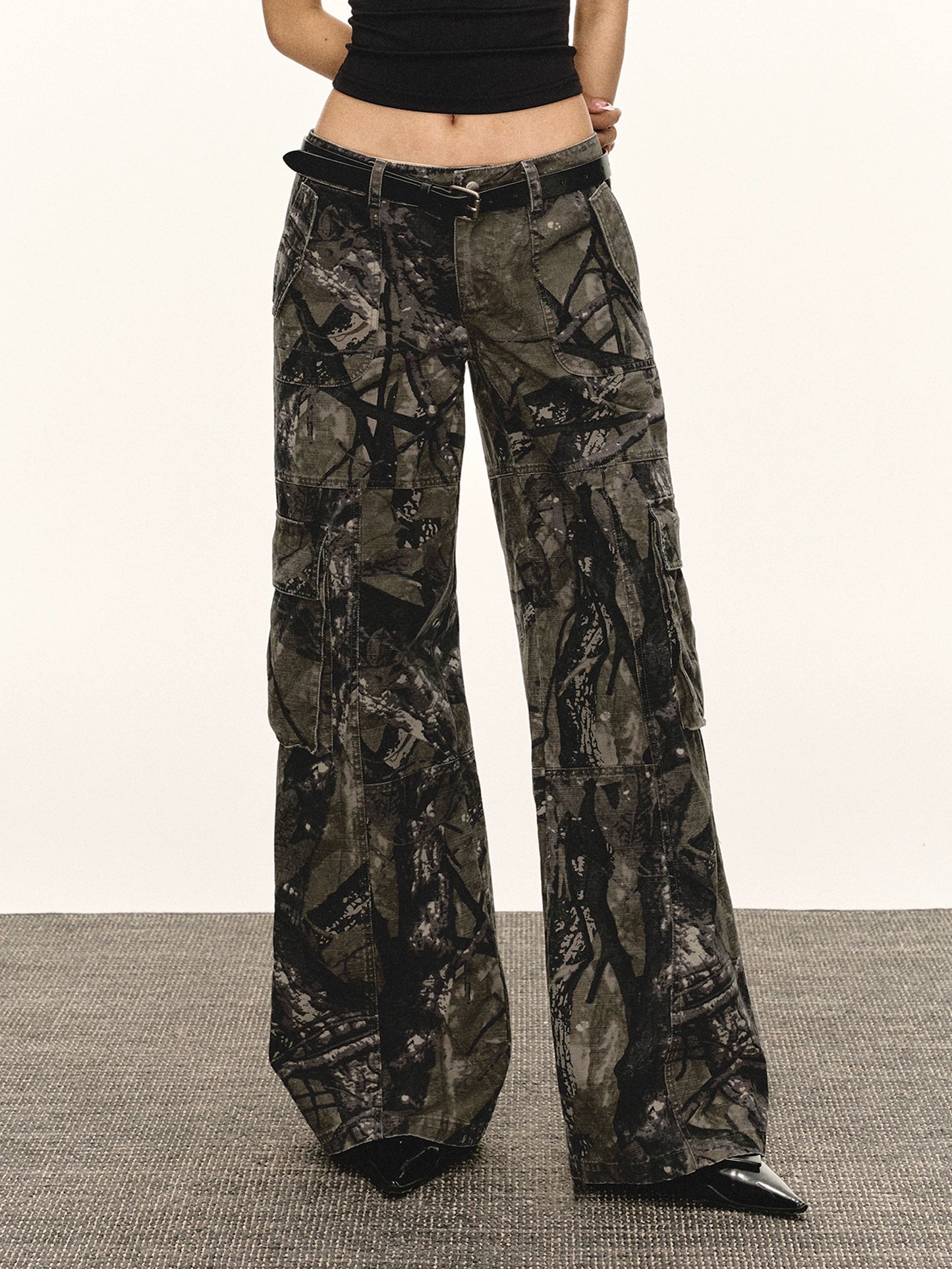 Carmen Vintage Camouflage Cargo Pants