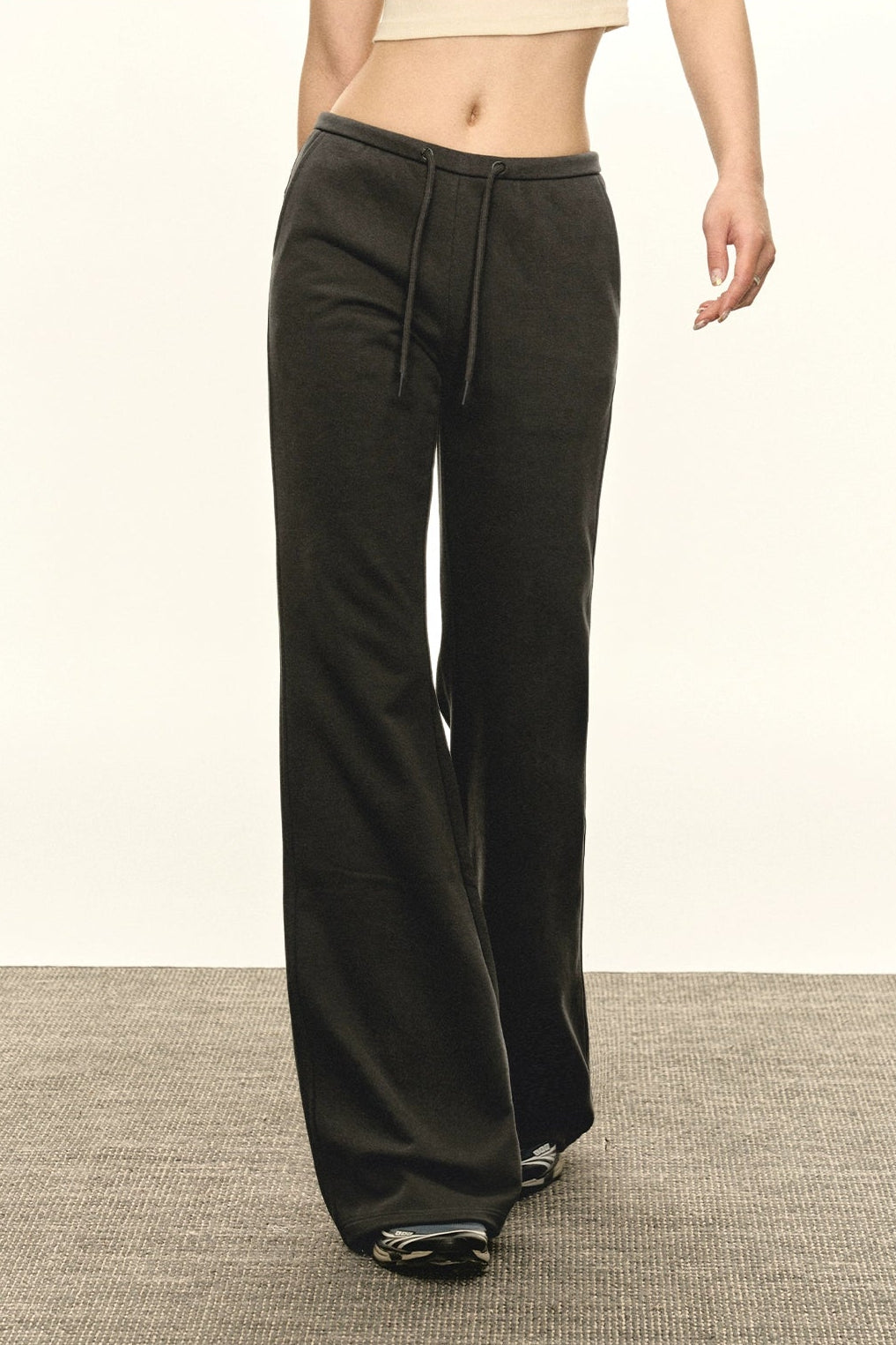 Mya Retro Low Waist Flared Pants