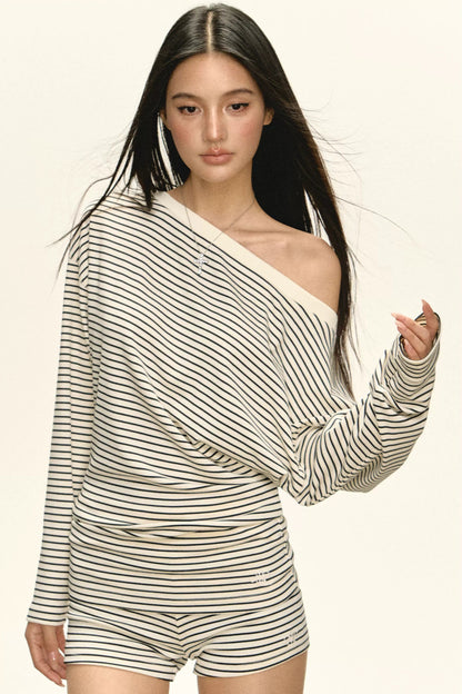 Della Long Sleeve Top/Shorts