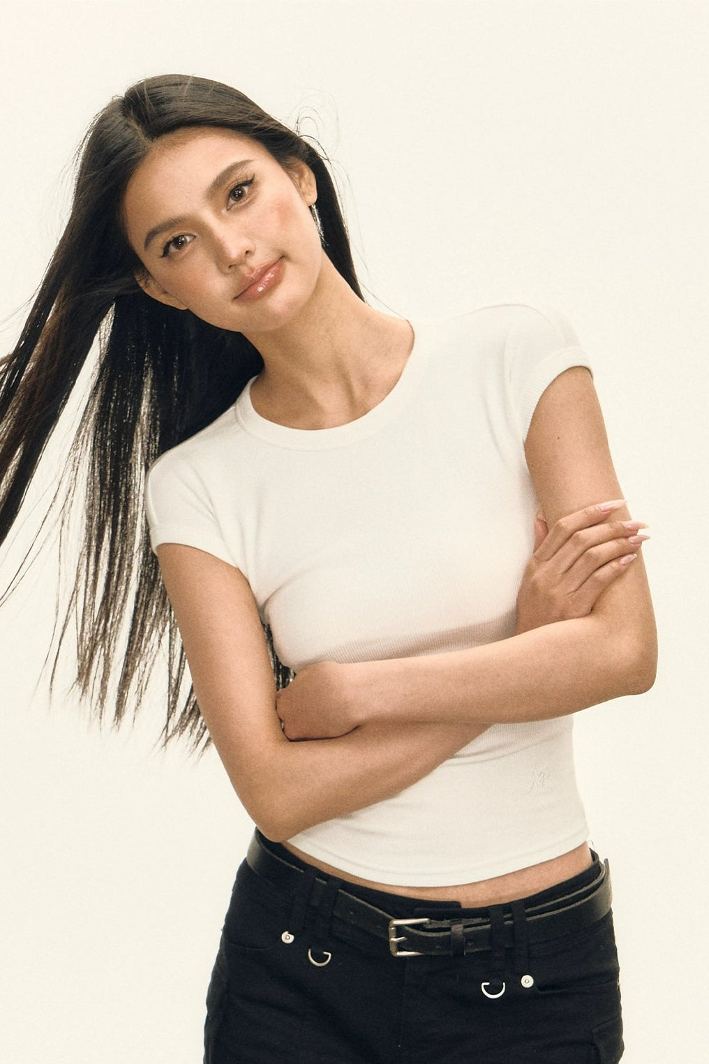 Leona Basic Slim T-Shirt