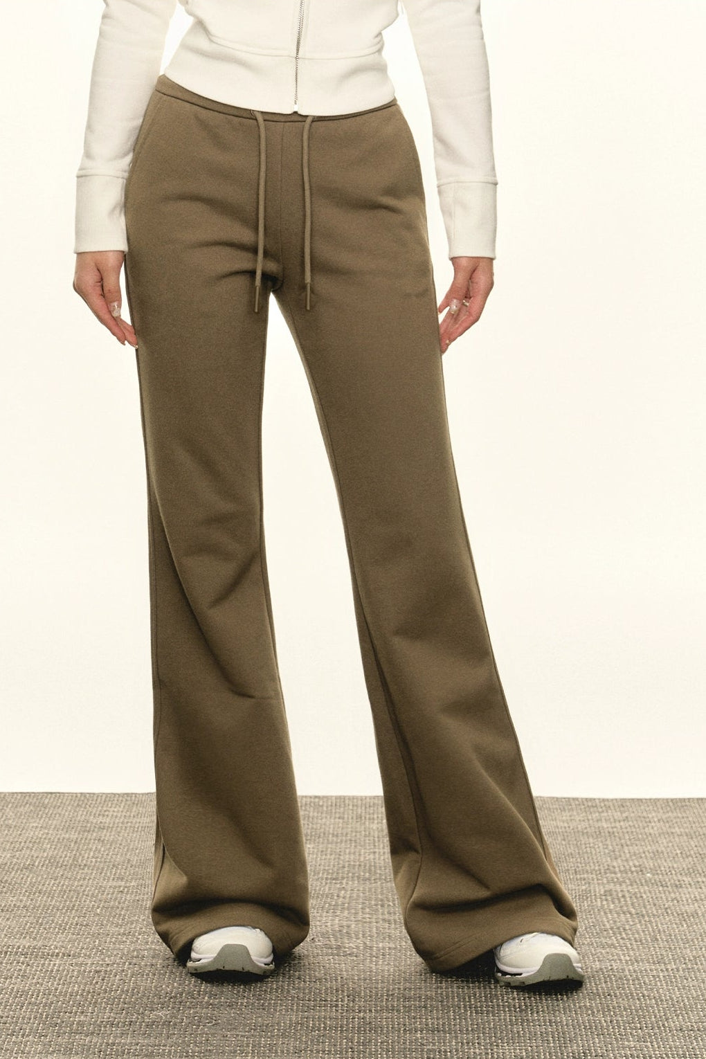 Mya Retro Low Waist Flared Pants