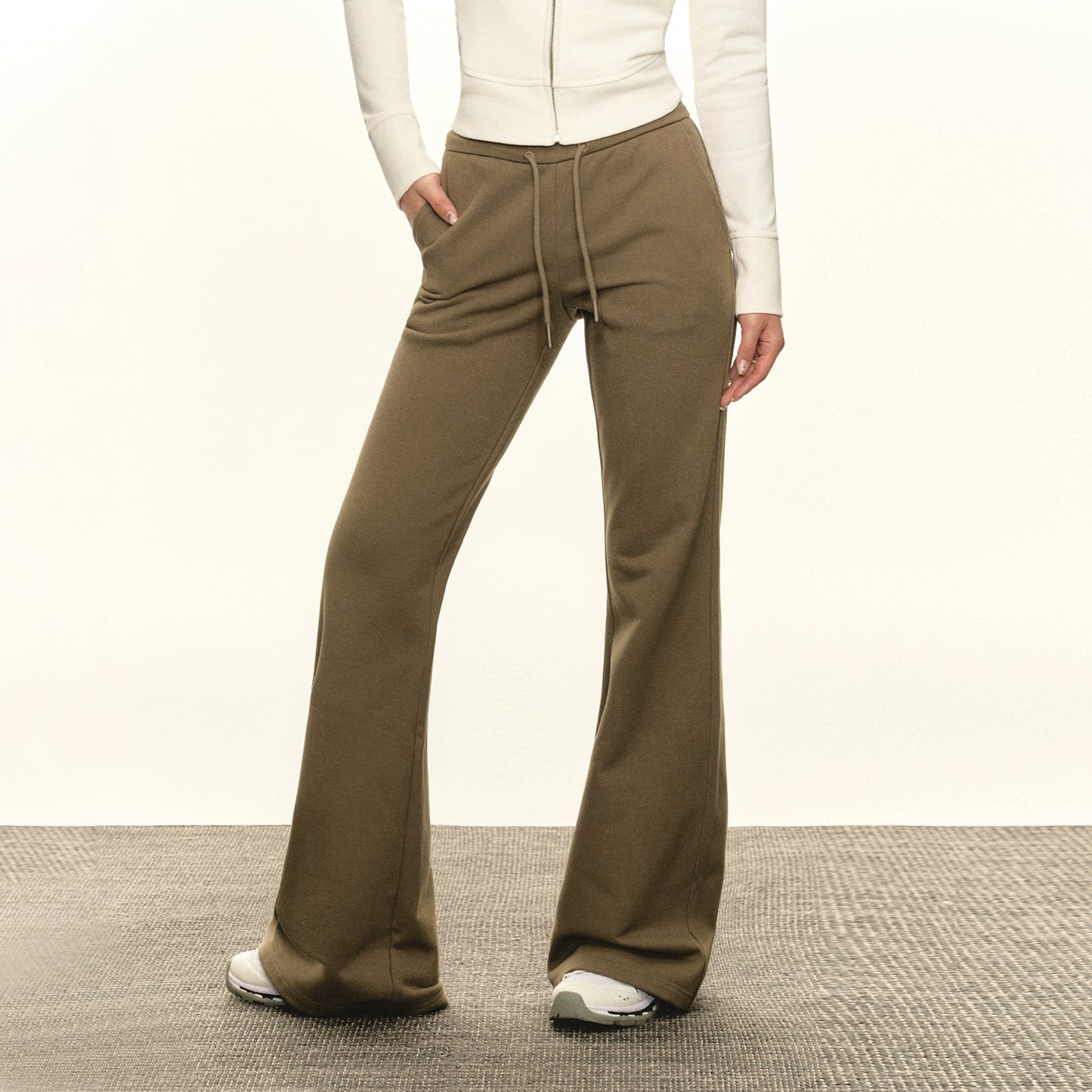 Mya Retro Low Waist Flared Pants