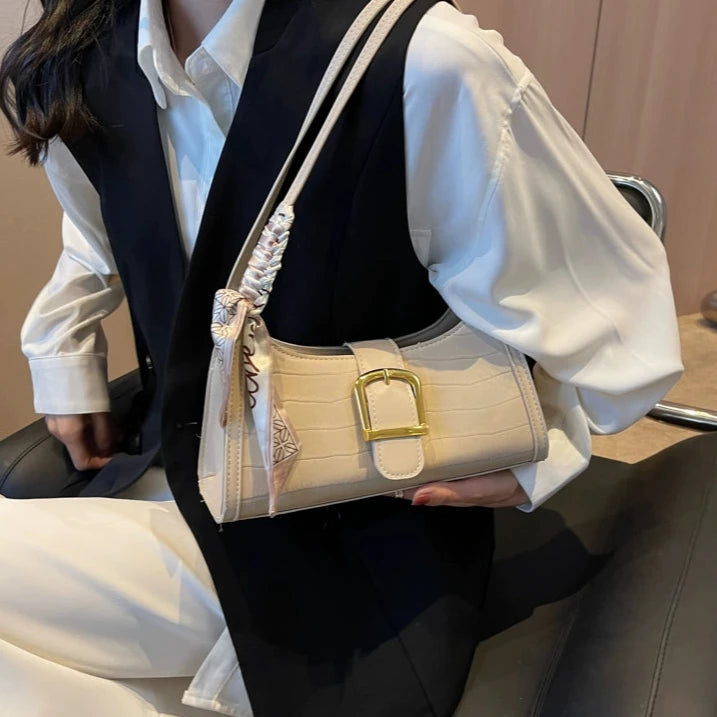 Nina Baguette Bag