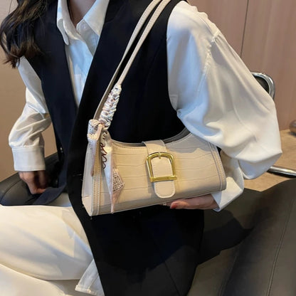 Nina Baguette Bag