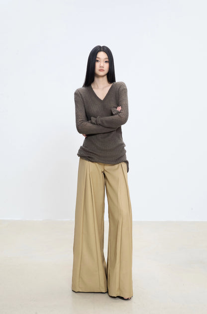 Cleo High-Waist Pleated Pants