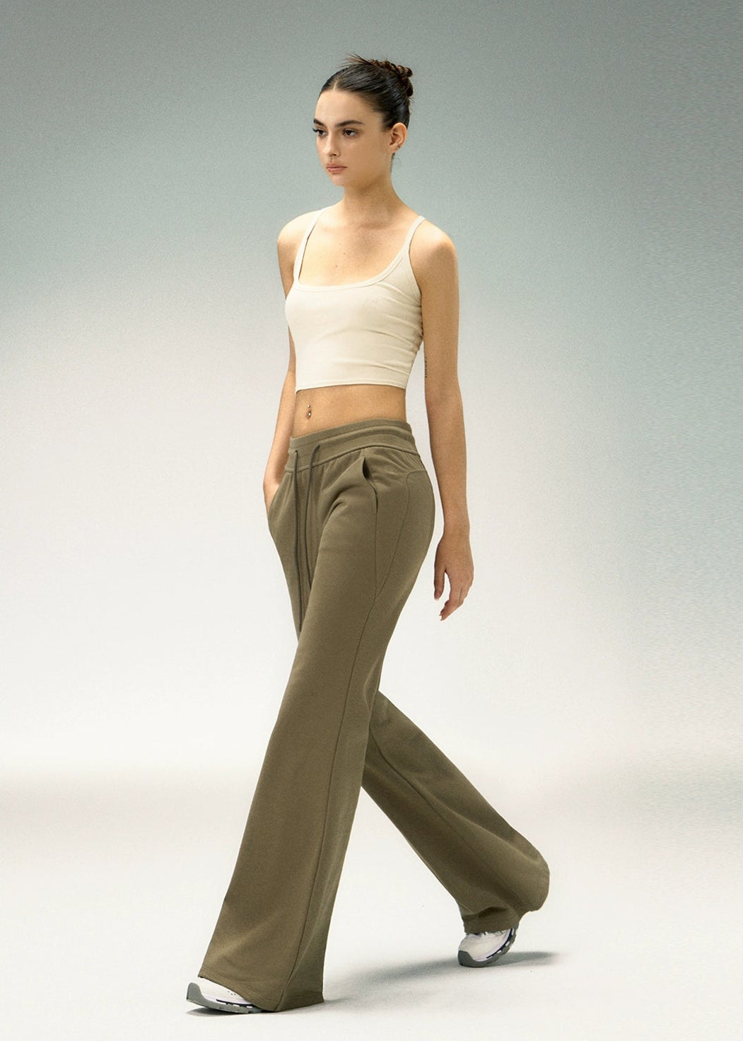 Vivian Bootcut Sweatpants