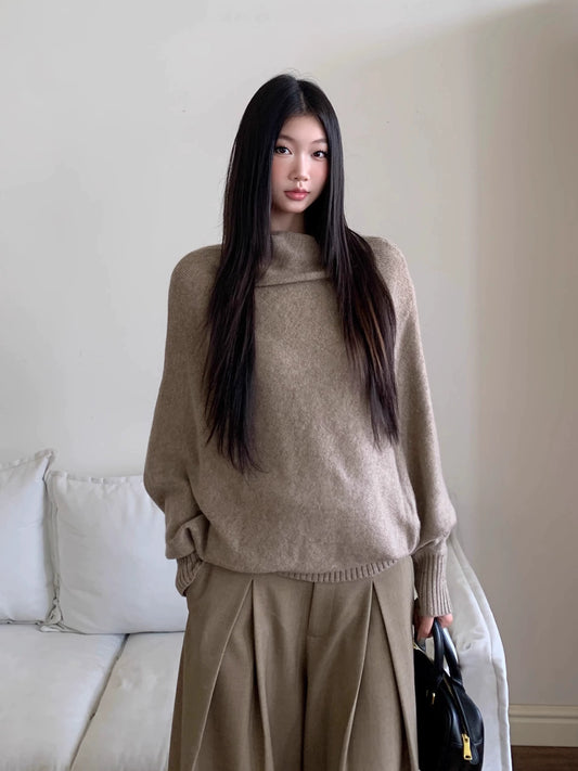 Elara Oversized Turtleneck Sweater