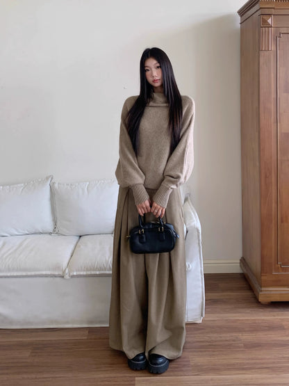 Elara Oversized Turtleneck Sweater