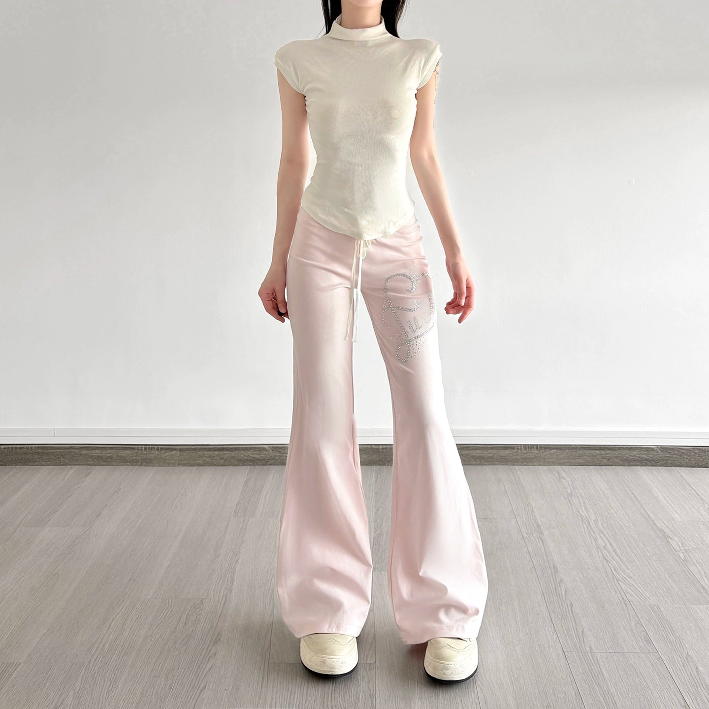 Juicy Glow Flare Sweatpants