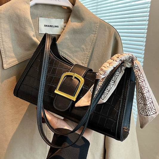 Nina Baguette Bag