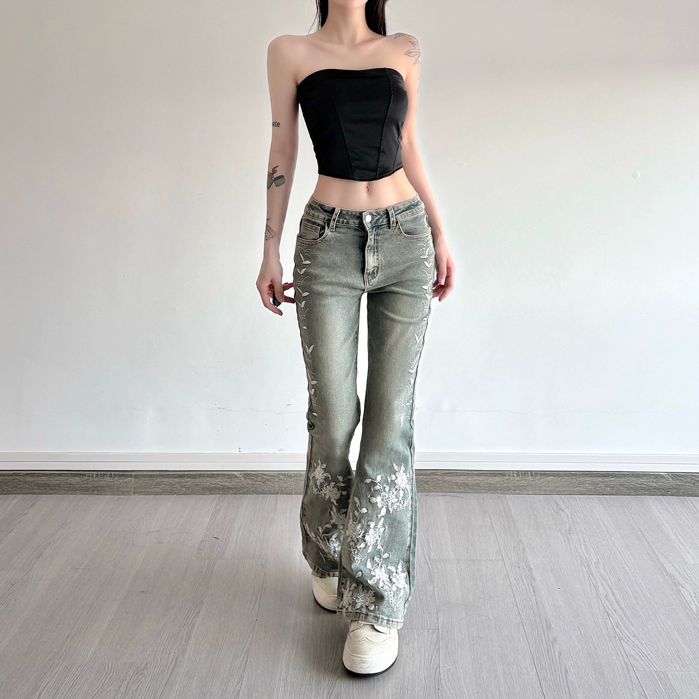 Whisper Bloom Low-Rise Embroidered Flare Jeans